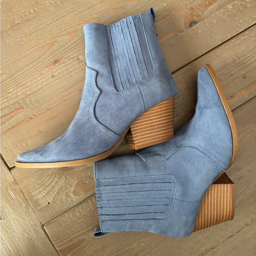 Women’s Blue Faux Suede Ankle Booties with Block Heel Size 7